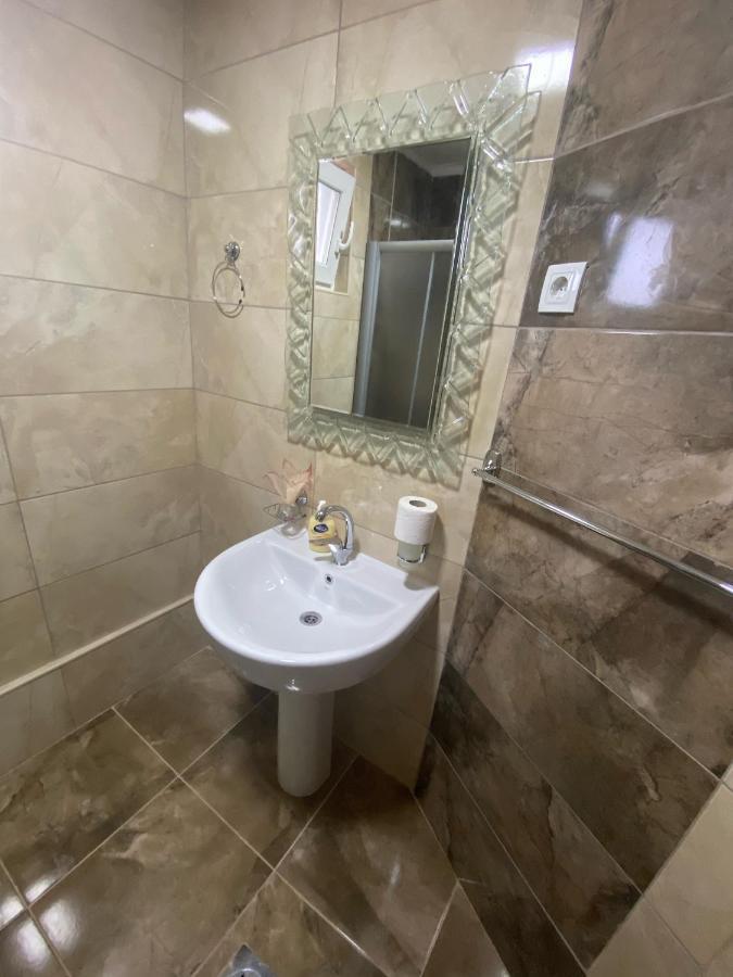 Agape Apartment สตรูกา ภายนอก รูปภาพ
